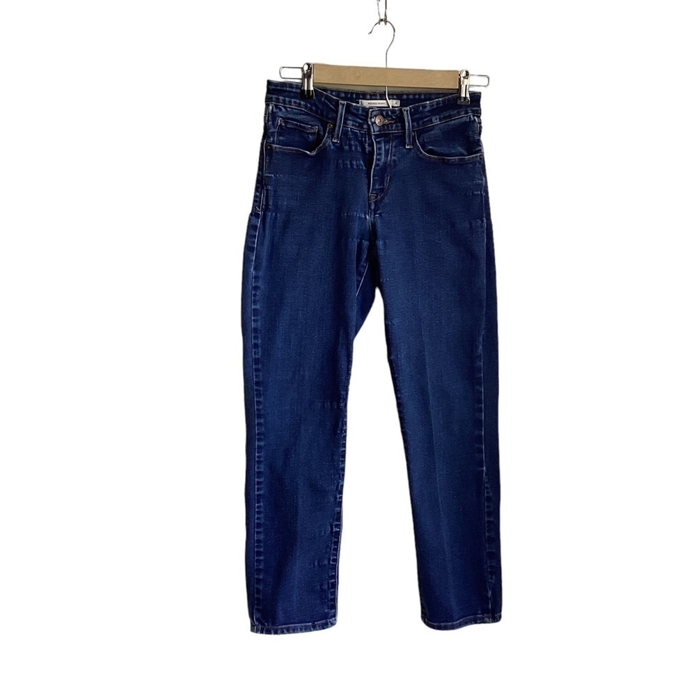Levi’s Midrise Skinny Women’s Distressed Denim Jeans.  Size 4